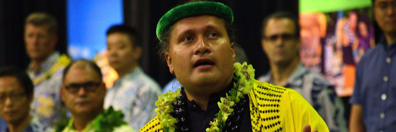 Kumu Lelemia Performing An 'oli At Engineering Convocation