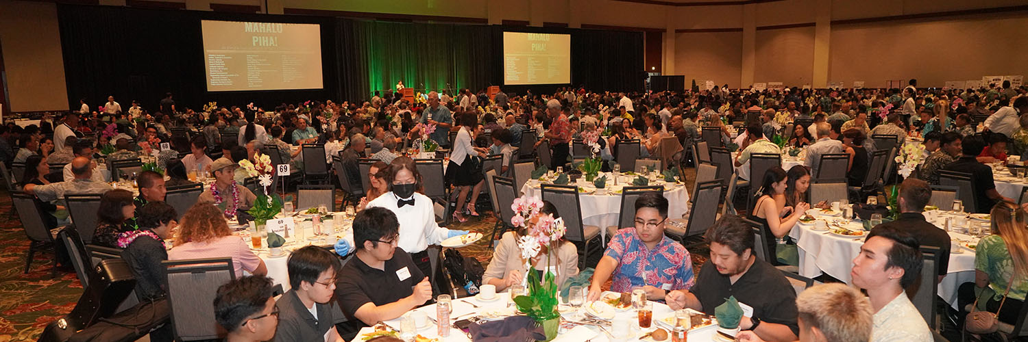 Wide Shot Of A Crowd In The Kalākaua Ballroom At The Hawai'i Convention Center